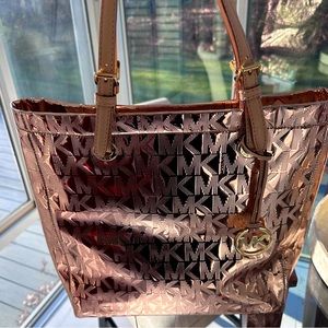 Michael Kors Rose Gold Emblem MK Purse - Leather straps and Rose Gold Hardware